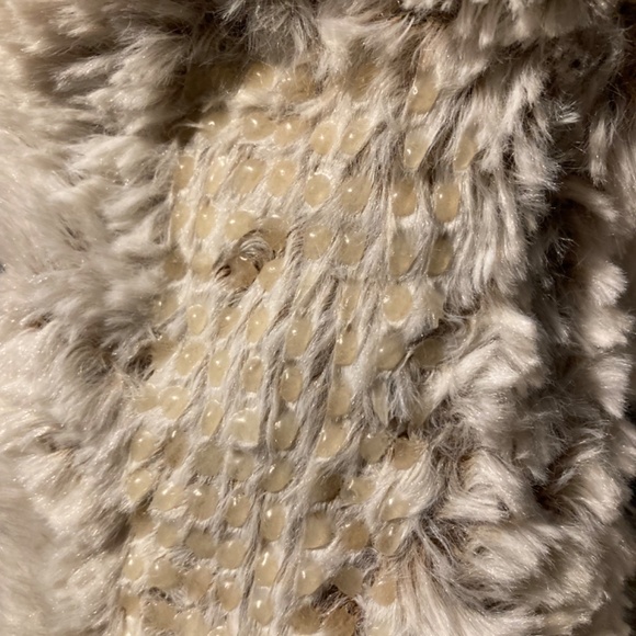 NWOT Furry Slipper Socks - Picture 5 of 5